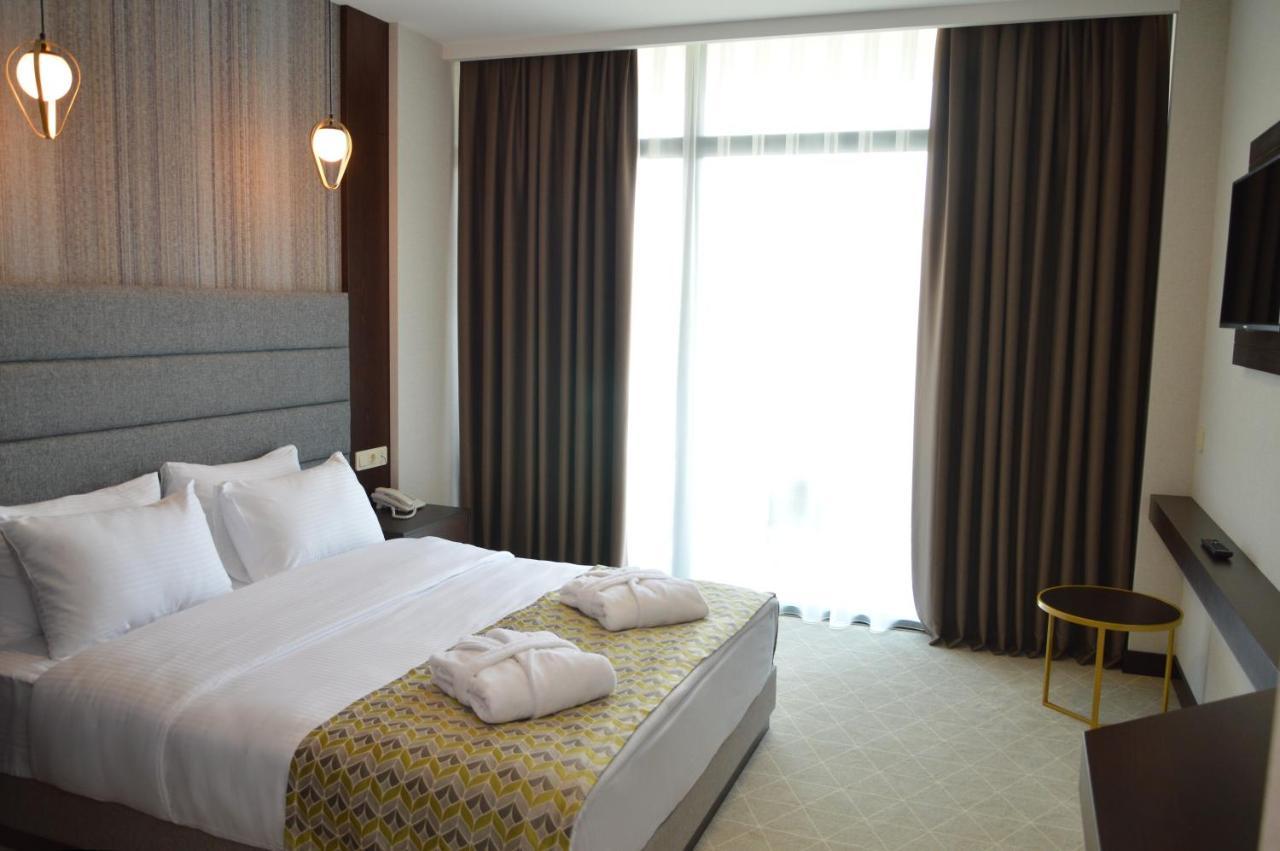 Hotel Salvador Batumi Eksteriør bilde