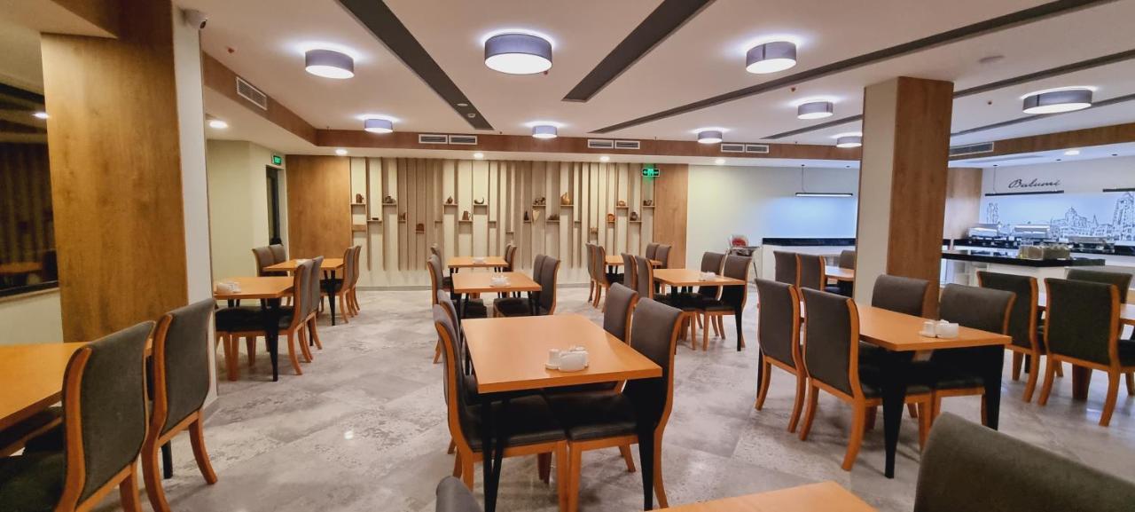 Hotel Salvador Batumi Eksteriør bilde